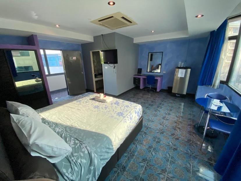 Koenig Hotel Pattaya Near Walking Street Dış mekan fotoğraf