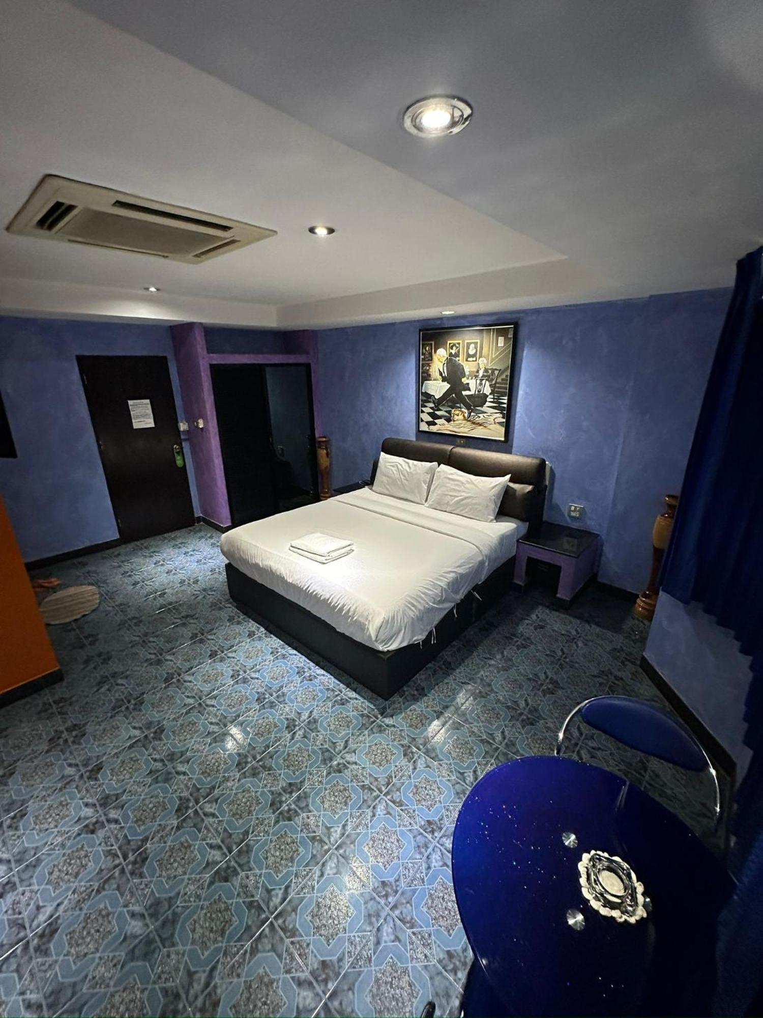 Koenig Hotel Pattaya Near Walking Street Dış mekan fotoğraf