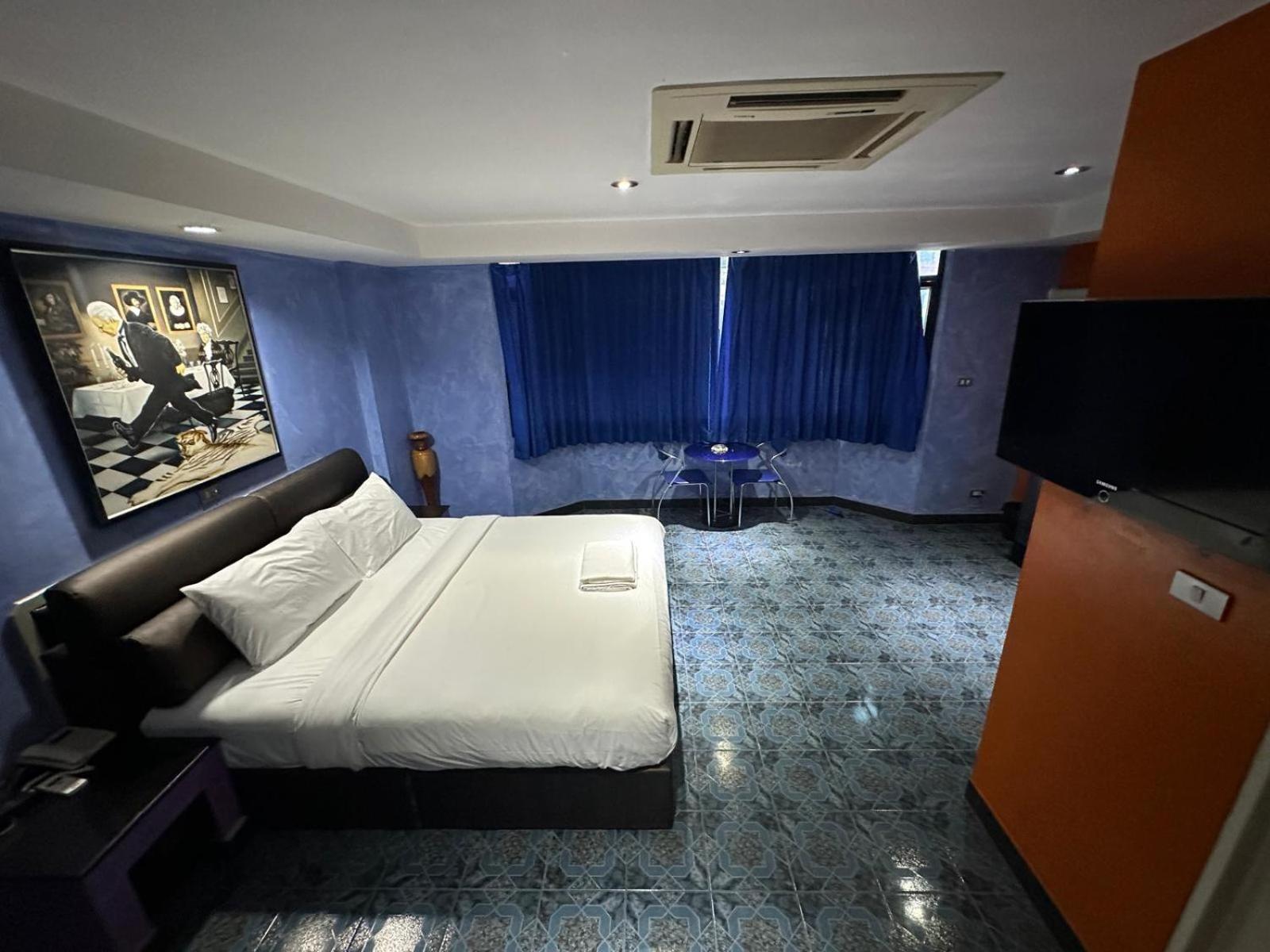 Koenig Hotel Pattaya Near Walking Street Dış mekan fotoğraf